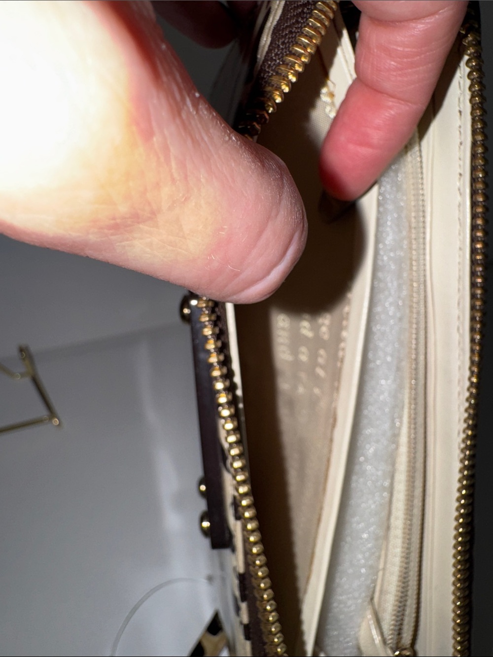 Kate Spade Daycation Lacey Wallet Storybook Lining Rare - Picture 5 of 7